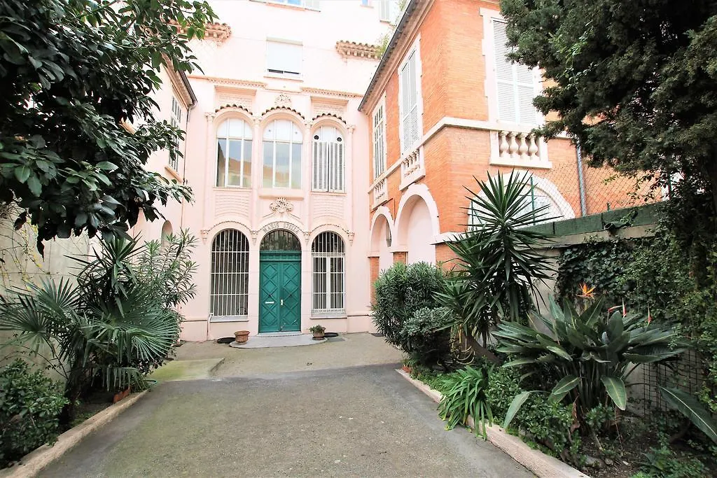 Sea View Apartment Cannes